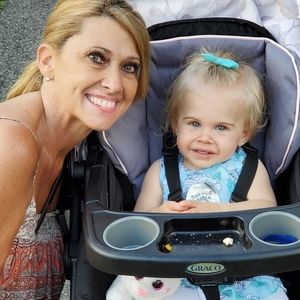 Meet your Posher, Lori